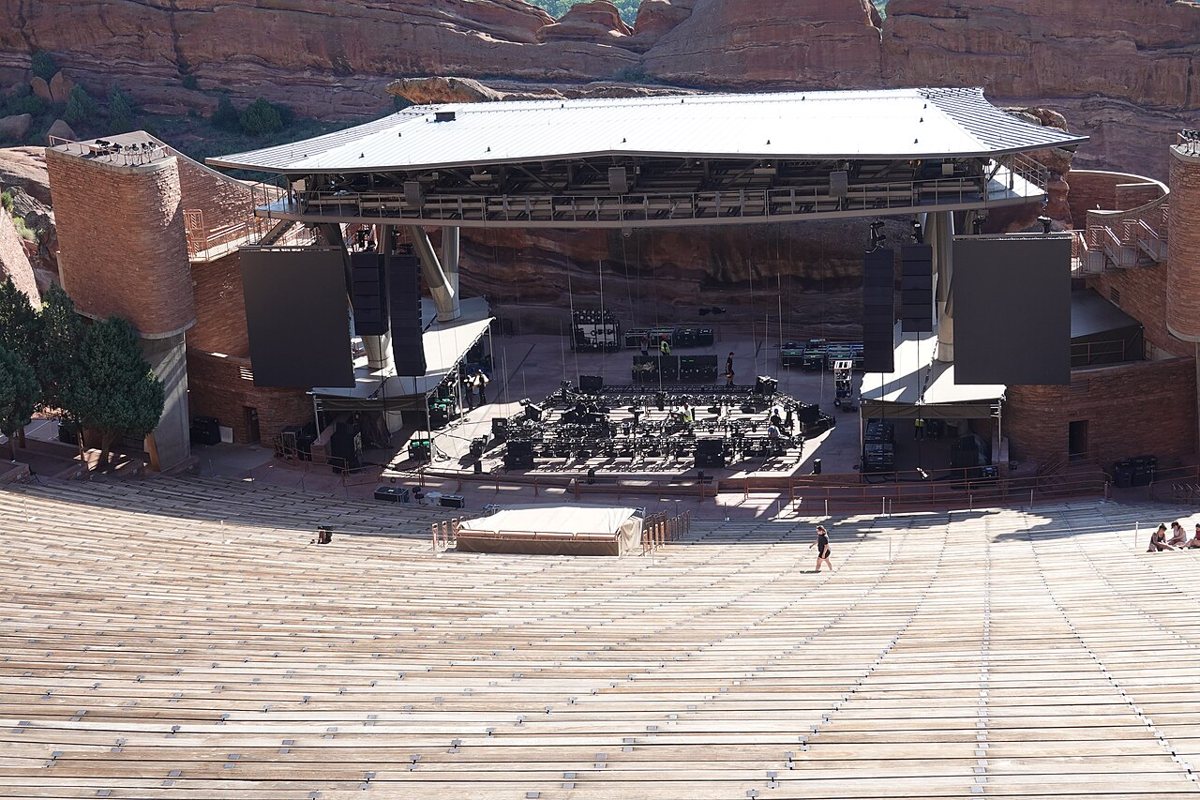 the red sandstone rock formations at Red Rocks Amphitheatre